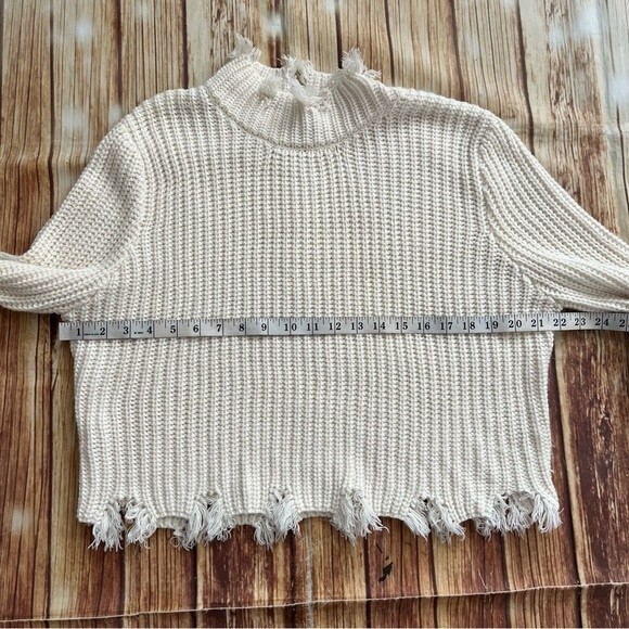 Fashion Nova Women’s Fringe Hem Mock Neck Pullover Sweater Ivory Size Large - Picture 6 of 11
